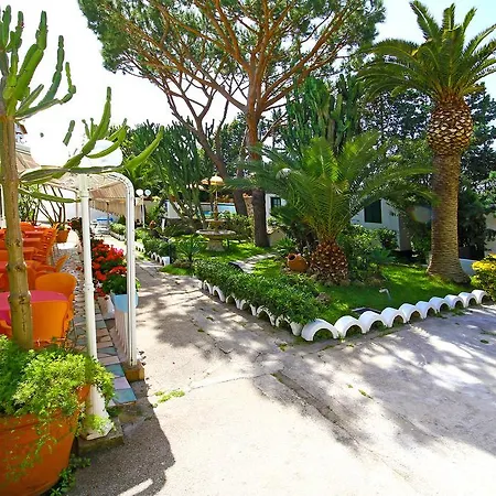 Park Calitto Hotel 3*
